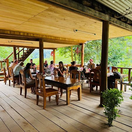 Nong Khiaw Ing Ing Mountain View Bed & Breakfast ภายนอก รูปภาพ