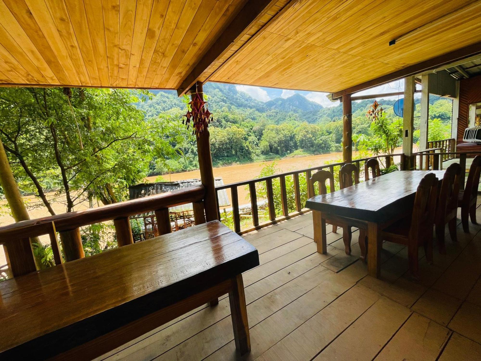 Nong Khiaw Ing Ing Mountain View Bed & Breakfast ภายนอก รูปภาพ